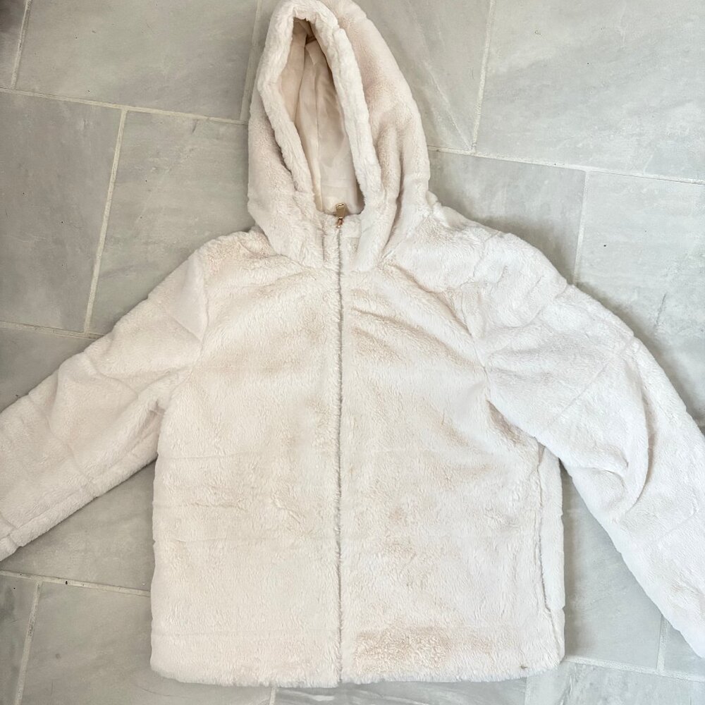 white fuzzy hooded jacket